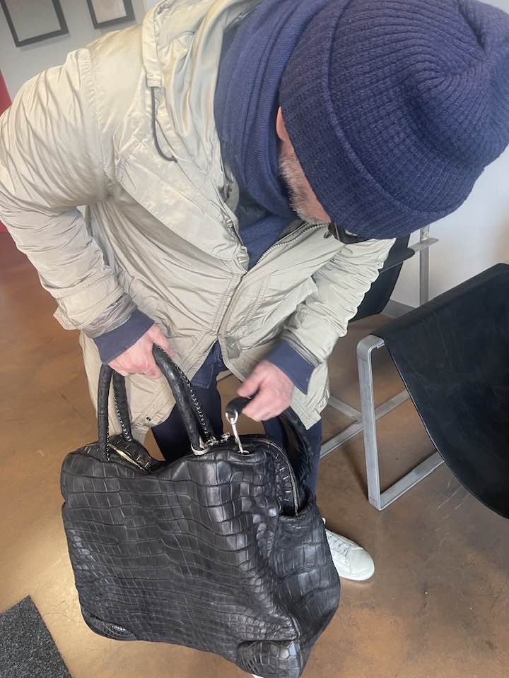 GUIDIレザーの魅力を探る旅